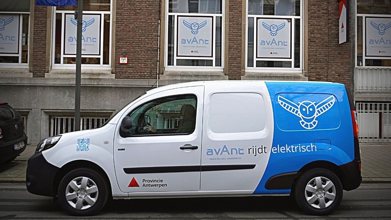 elektrische wagen avAnt Provinciaal Onderwijs