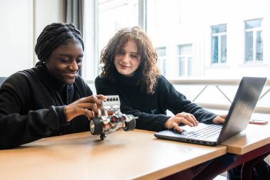 Eerste Graad - AvAnt Provinciaal Onderwijs